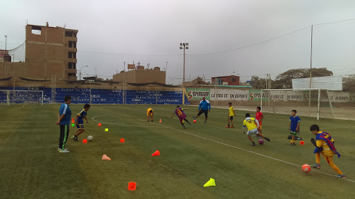 Estadio Municipal De Puente Piedra