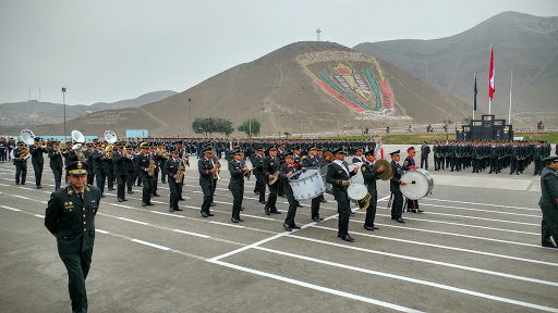 Escuela Técnico Superior PNP Puente Piedra