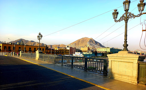 Puente de Piedra