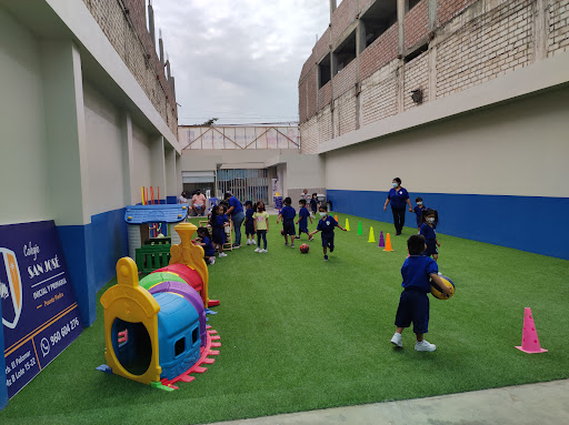 Colegio San José de Puente Piedra