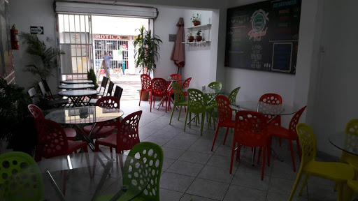 TROPICAL FRESH Restaurante /Jugueria