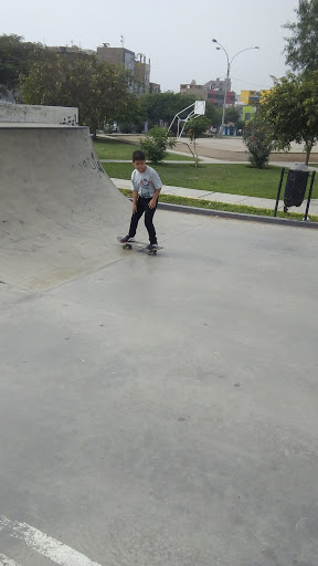 Skate Park Puente Piedra